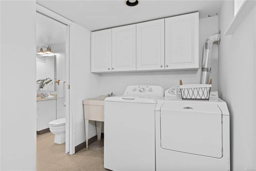 7525 25th Avenue NW Seattle, WA 98117